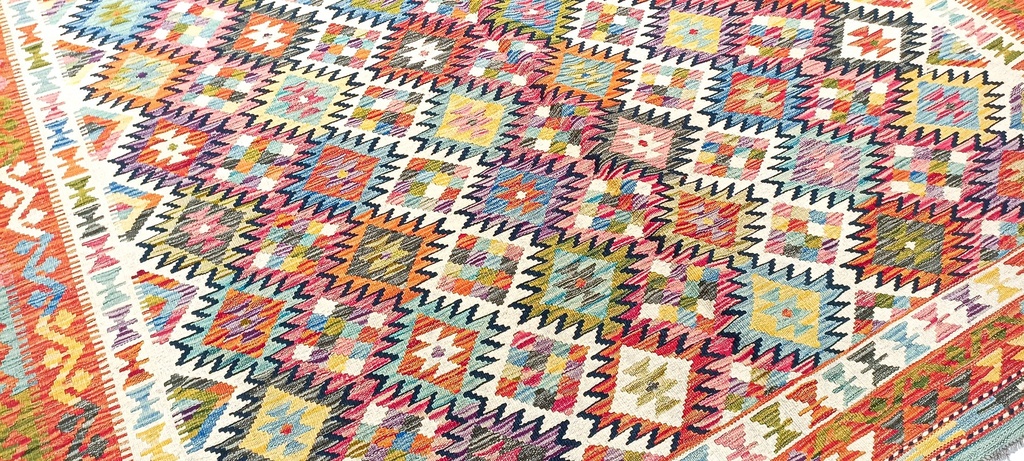 315