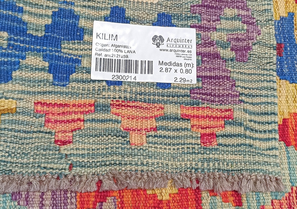 372