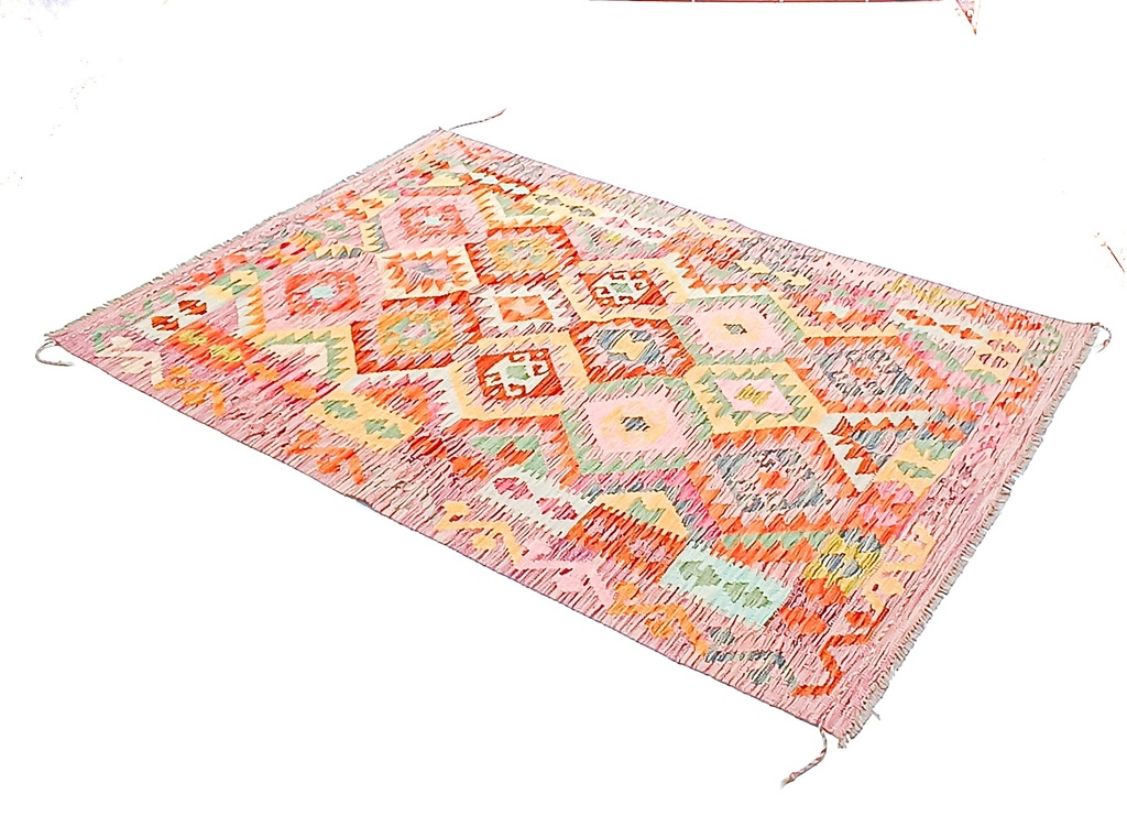 553