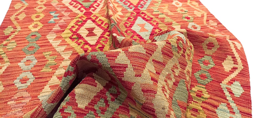 574