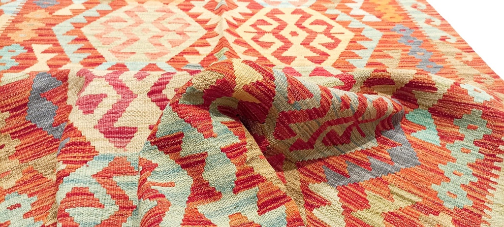 578