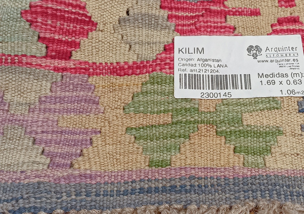 608