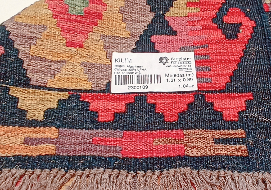 723