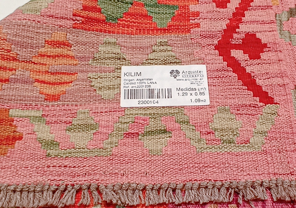 743