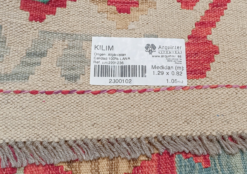 751