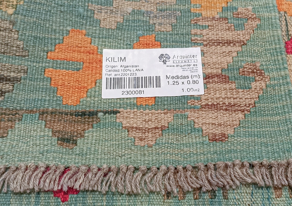 827