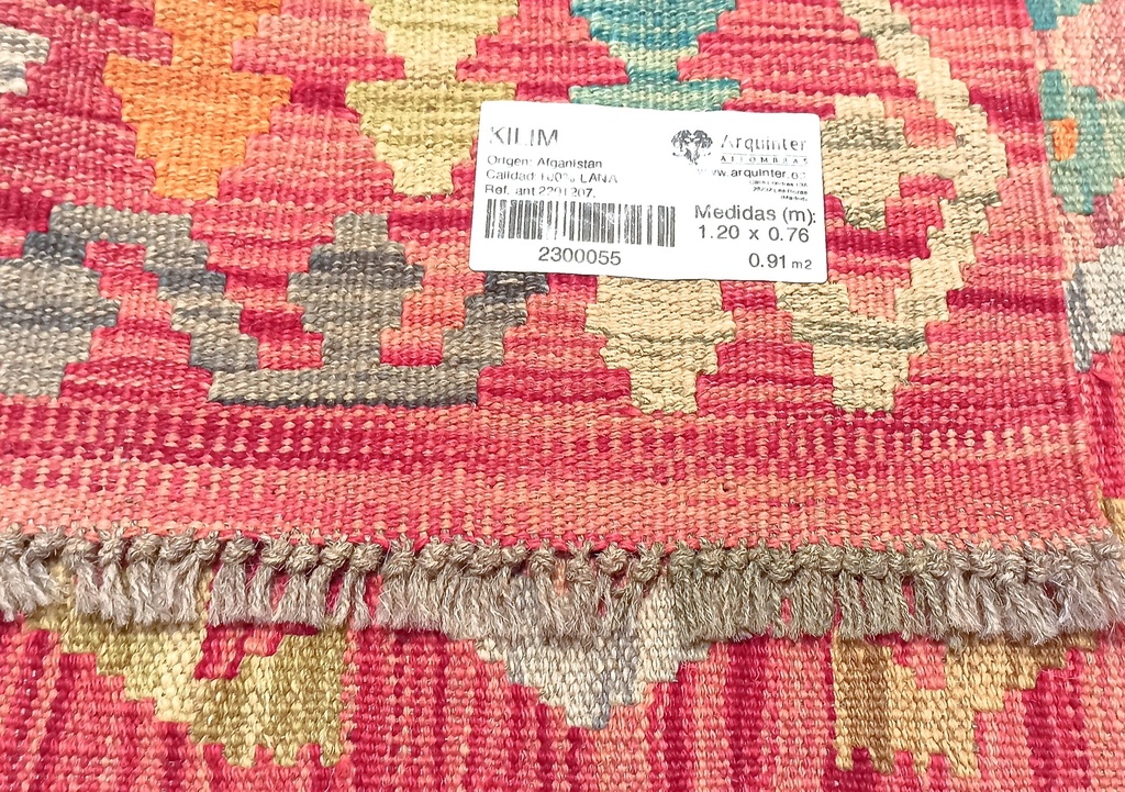 925