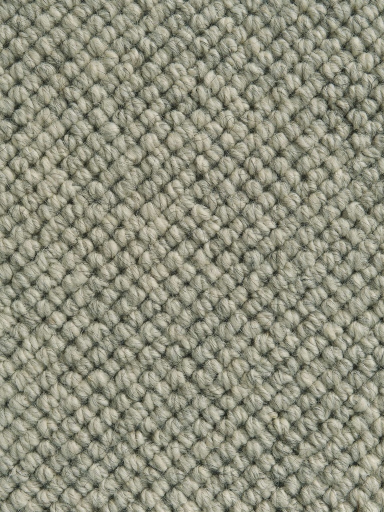 1172