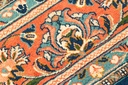 1572