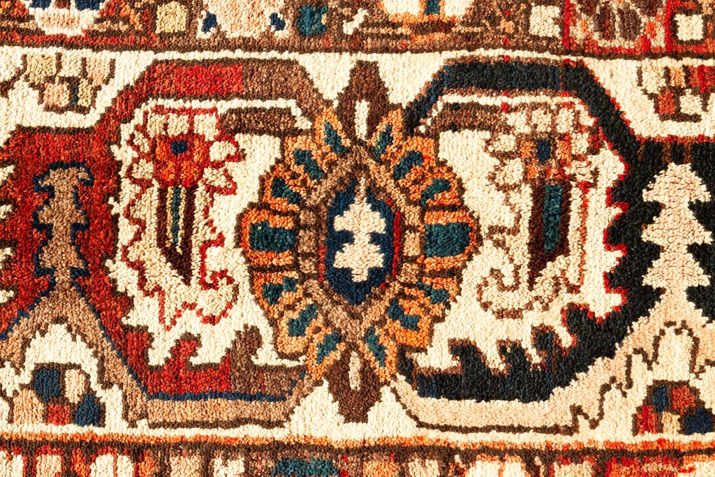 1633