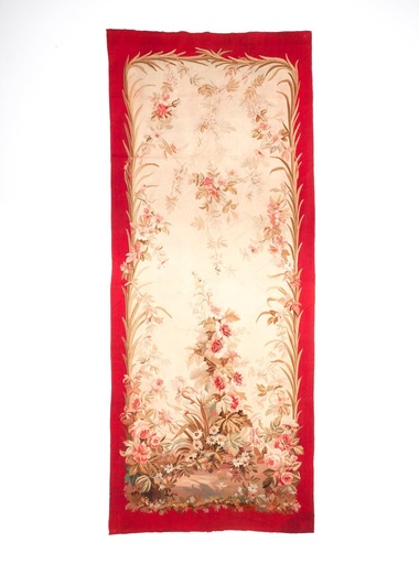[700450] Tapiz Aubusson de lujo. Diseño floral clásico. Hecho a mano. Añade elegancia a cualquier habitación.